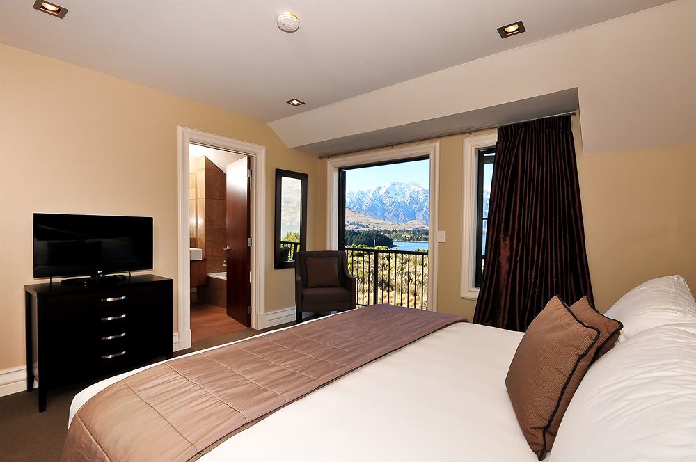 Platinum Queenstown Exterior photo
