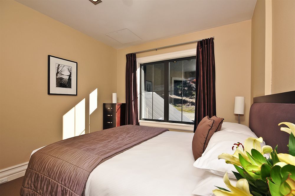 Platinum Queenstown Exterior photo
