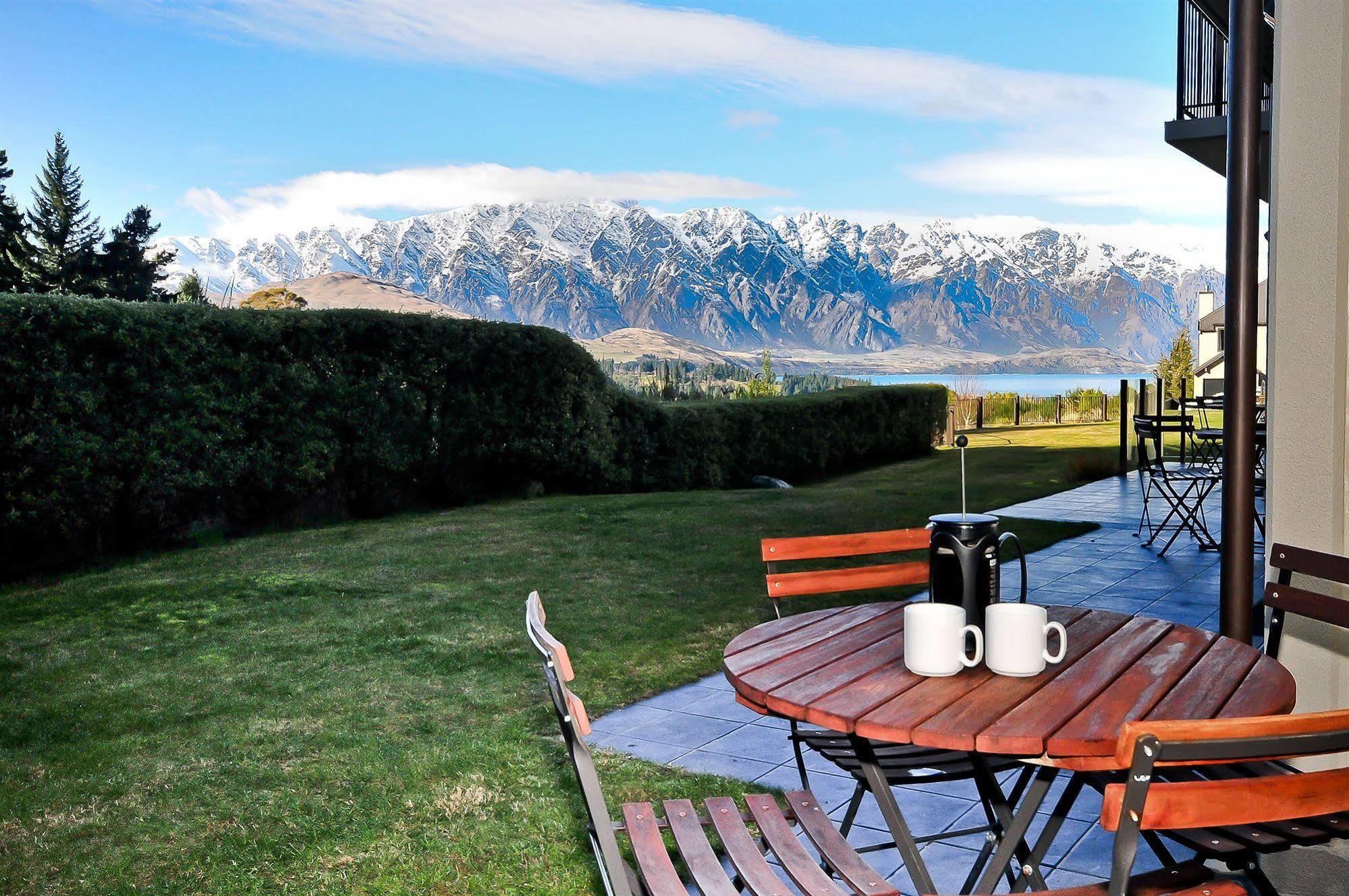 Platinum Queenstown Exterior photo