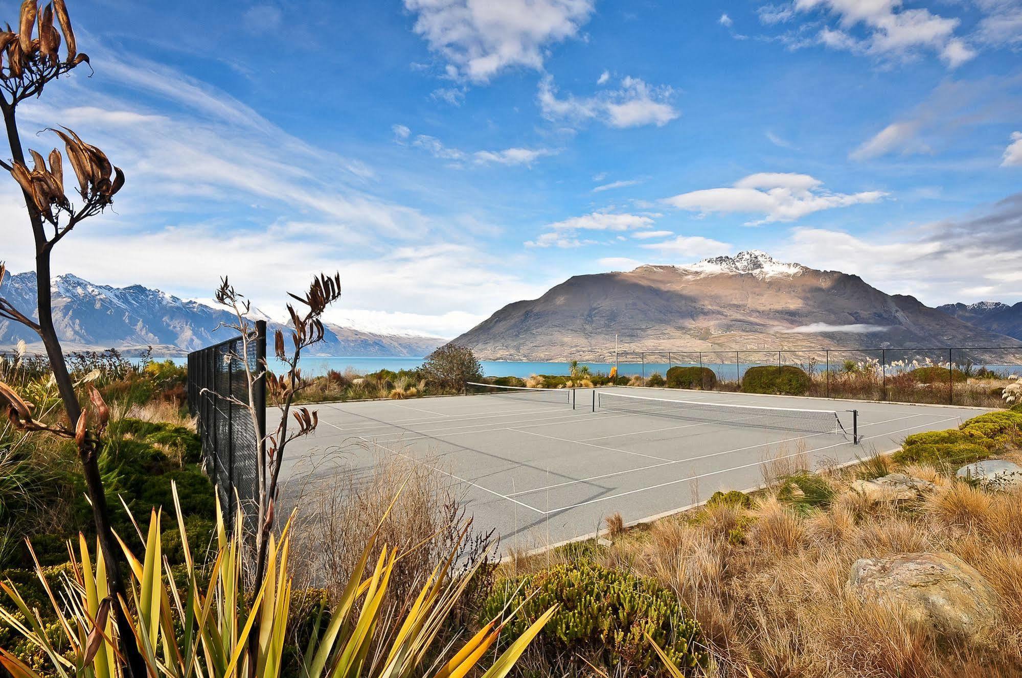 Platinum Queenstown Exterior photo